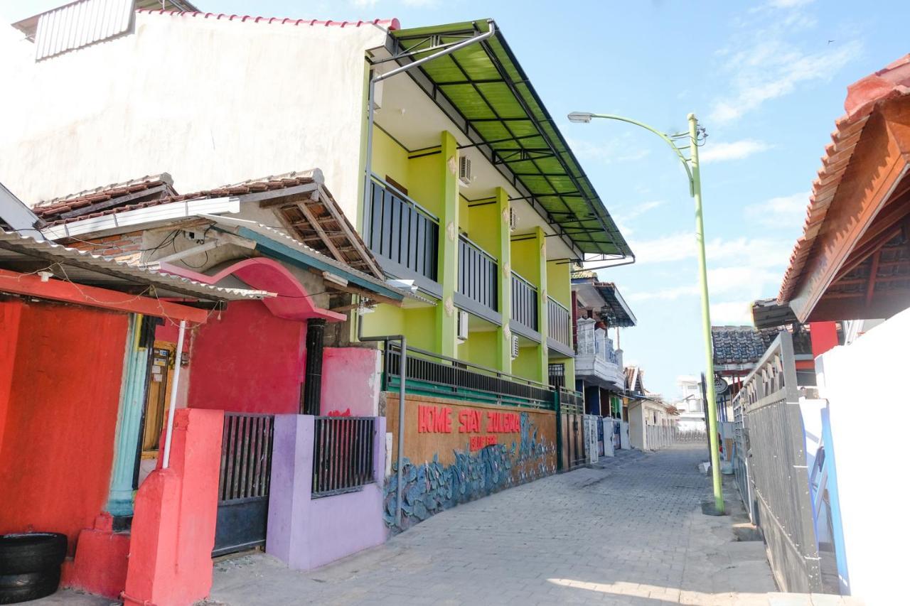 Zulfina Homestay Syariah Mitra Reddoorz Banyuwangi  Extérieur photo