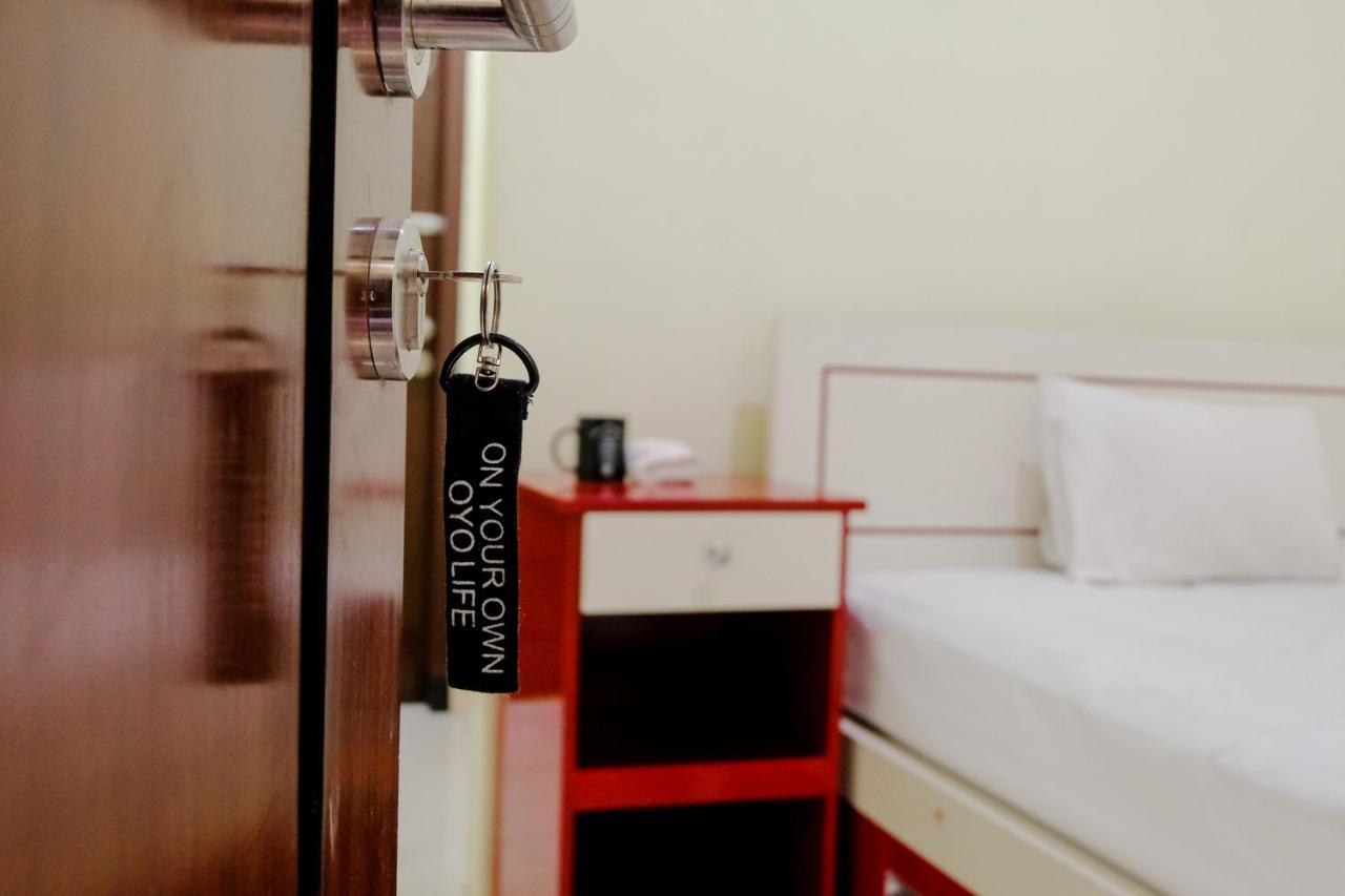 Zulfina Homestay Syariah Mitra Reddoorz Banyuwangi  Extérieur photo